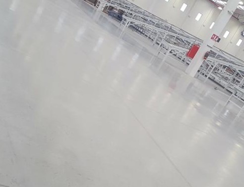 EMPRESARIAL-03